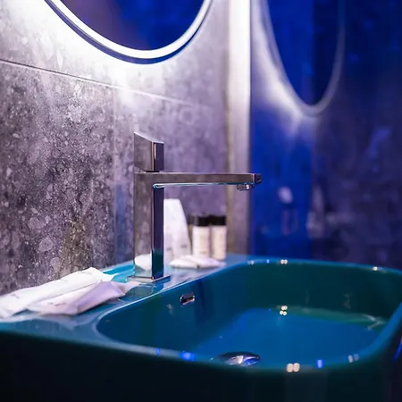 Domus Ancona روما