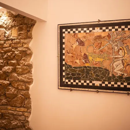 Domus Ancona بيت ضيافة 4*