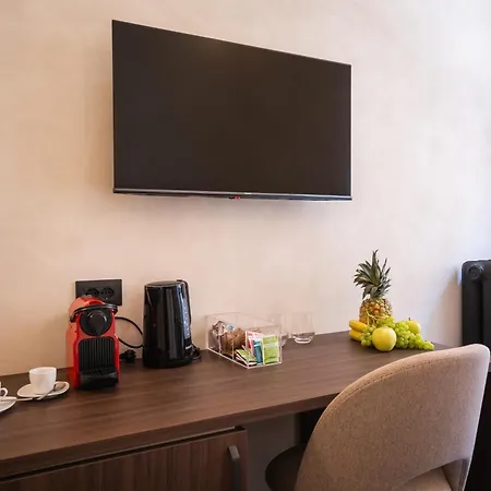 بيت ضيافة Domus Ancona روما