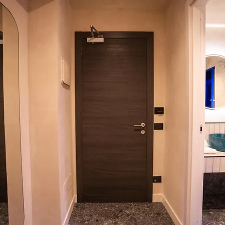 Domus Ancona 4* روما