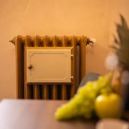 Domus Ancona بيت ضيافة 4*