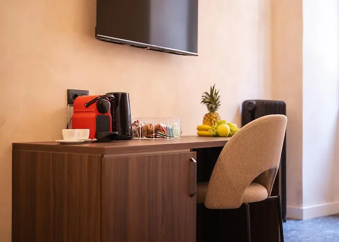 Гостевой дом Domus Ancona Рим